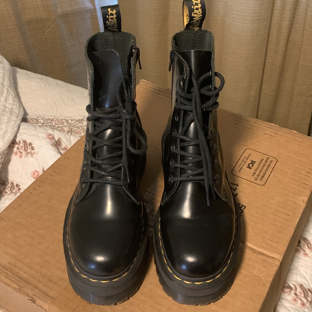 Dr. Martens Jadon Platform Combat Boots - Black